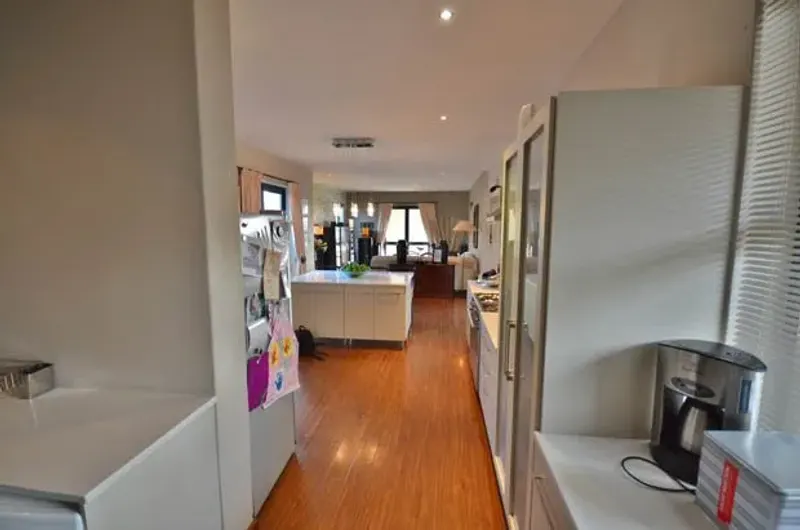 Emerald Way in Belvedere – photo 14