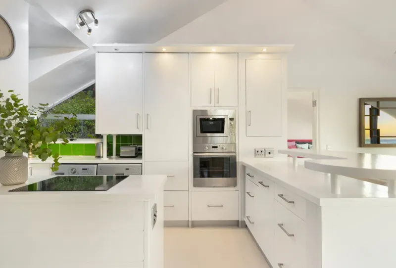 5 Glen Beach Bungalow in Camps Bay – photo 8