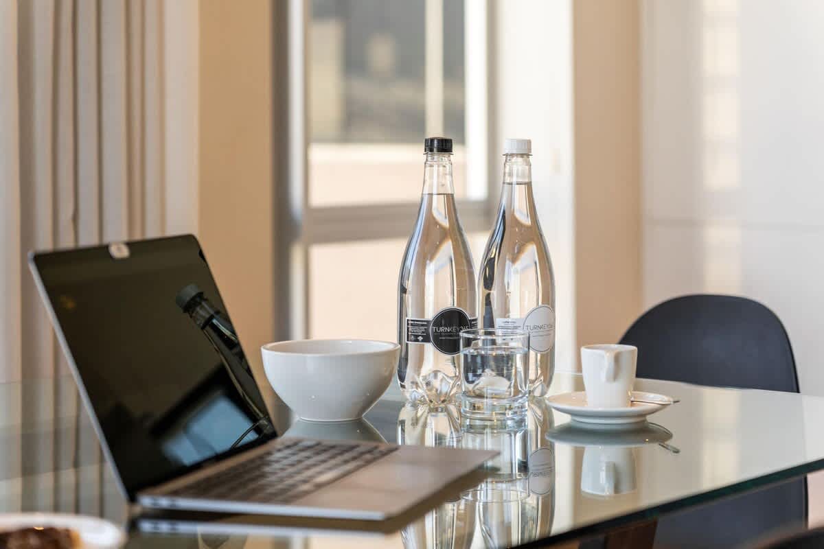 property_b9cdd6c0-d9d9-4fb3-bbd4-6712b022c134_5