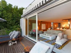 Virland Apartment in Sea Point – photo 2 thumbnail