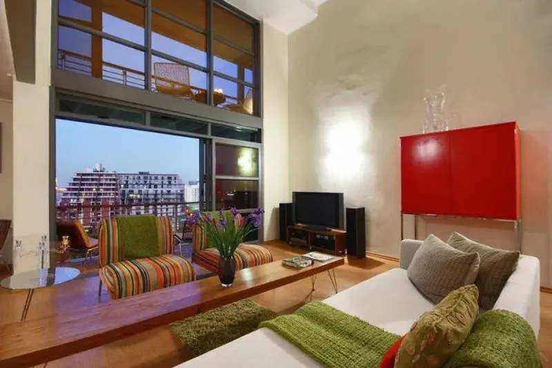 B20 Soho on Strand in De Waterkant – photo 2