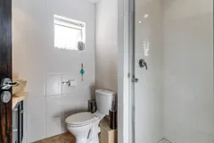 Beachside Penthouse in Camps Bay – photo 23 thumbnail