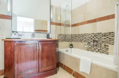 Ocean View Elegance in Bantry Bay – photo 27 thumbnail