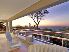 7 on First Crescent in Camps Bay – photo 6 thumbnail