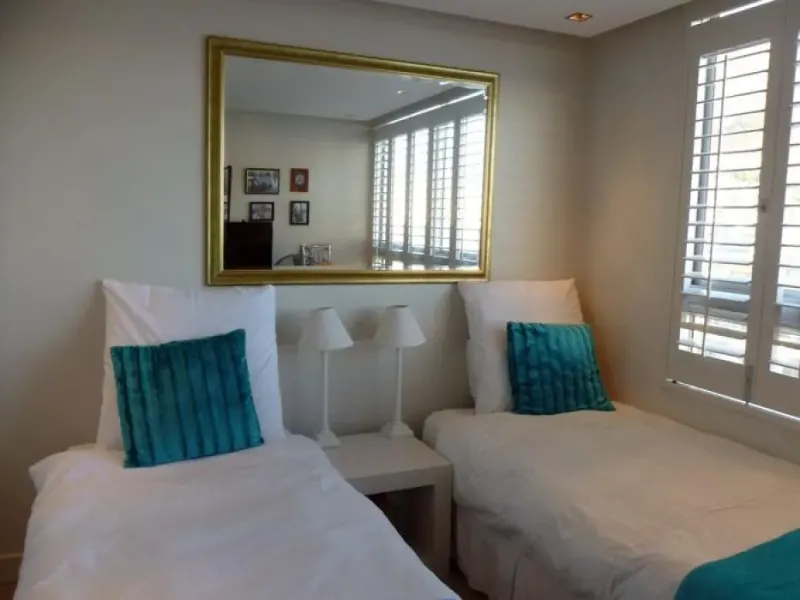 Naelemay Beach Road Apartment in Sea Point – photo 10