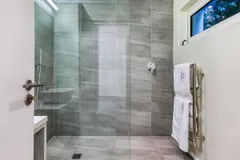 Ocean Views Beach House in Bakoven – photo 16 thumbnail