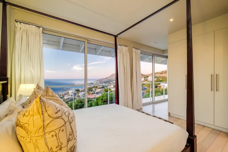 The Falcon in Camps Bay – photo 41