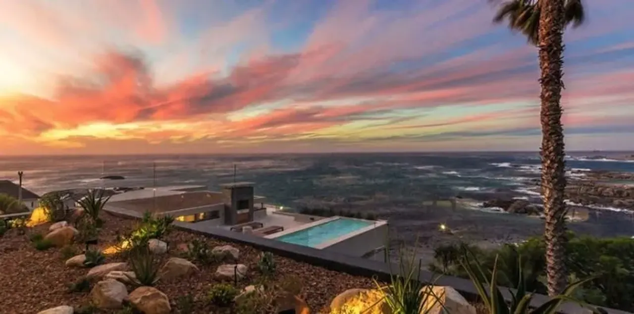 The Phoenix in Camps Bay