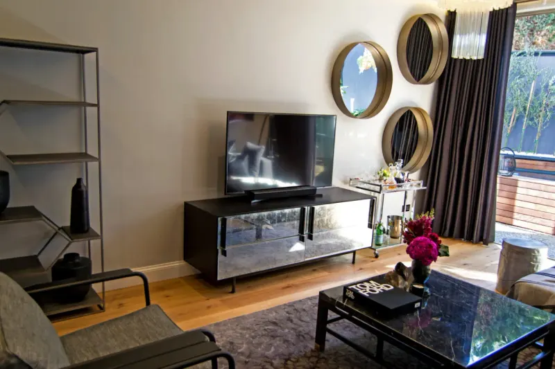 Bantry Luxe Grande in Bantry Bay – photo 8