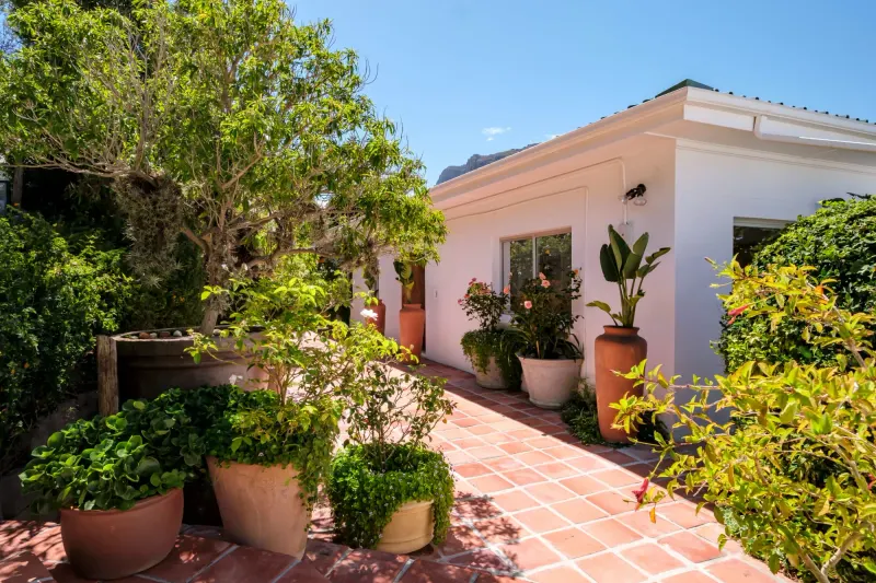 Mountain View Villa in Hout Bay – photo 35