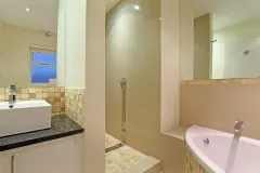 Vicmor Court in Three Anchor Bay – photo 12 thumbnail
