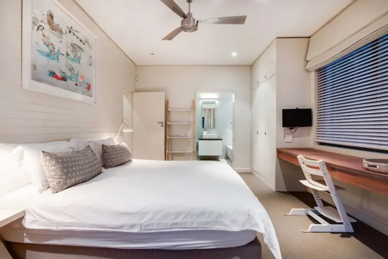 Eames Villa in Camps Bay – photo 18