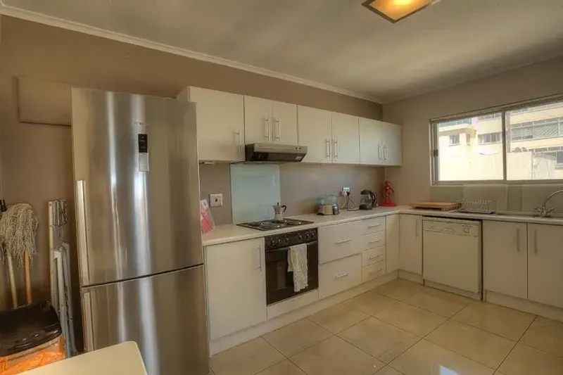 Albermarie Apartment in Mouille Point – photo 8