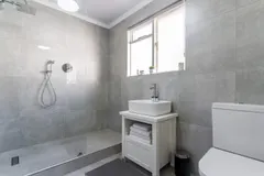 Bantry Bay Pearl in Bantry Bay – photo 19 thumbnail