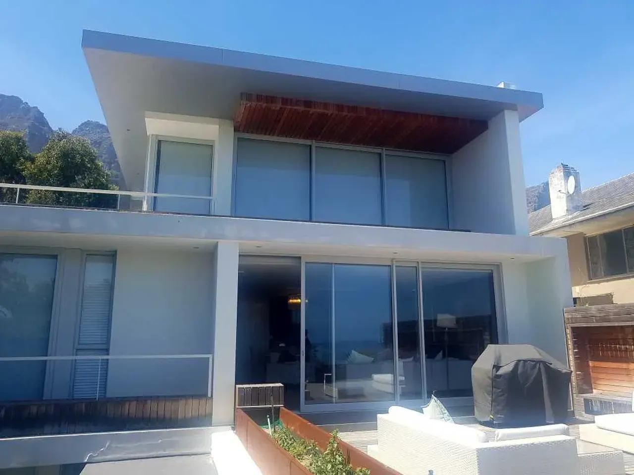 Elite Duo in Camps Bay