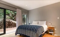 Anastasis Villa in Chapmans Peak – photo 25 thumbnail