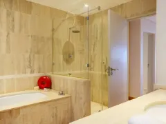 Penthouse on Clifton in Clifton – photo 18 thumbnail