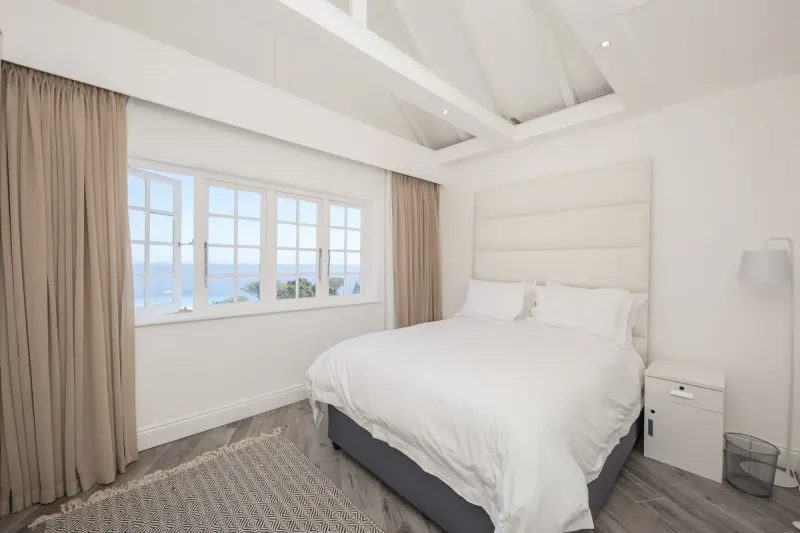 Aqua Vista in Camps Bay – photo 25
