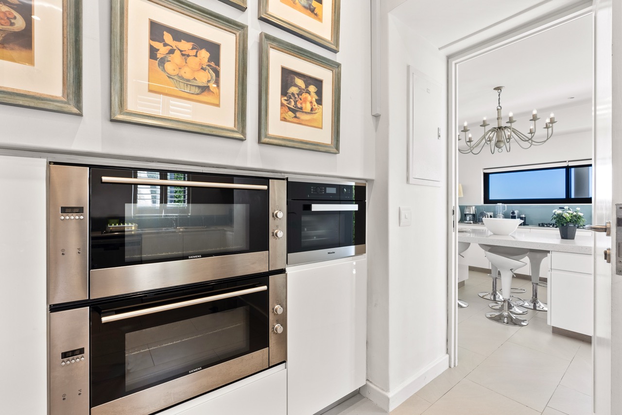 property_be7d2345-7a3f-4821-b16f-5c6c8676c06d_10