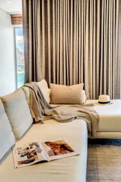 Dunmore Luxe in Clifton – photo 5 thumbnail