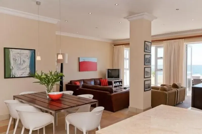 Conway Court Apartment in Bantry Bay – photo 6