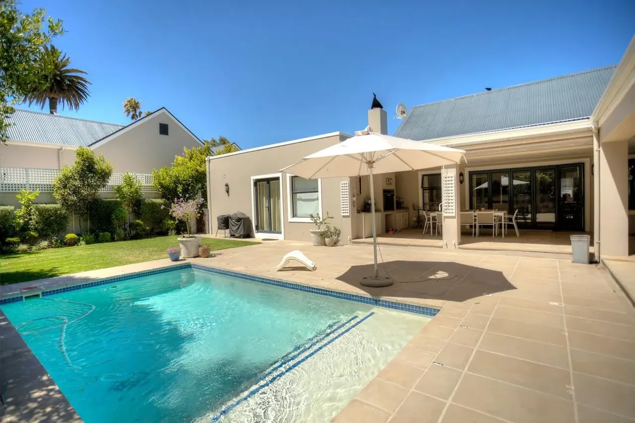 Upper Claremont Villa in Claremont