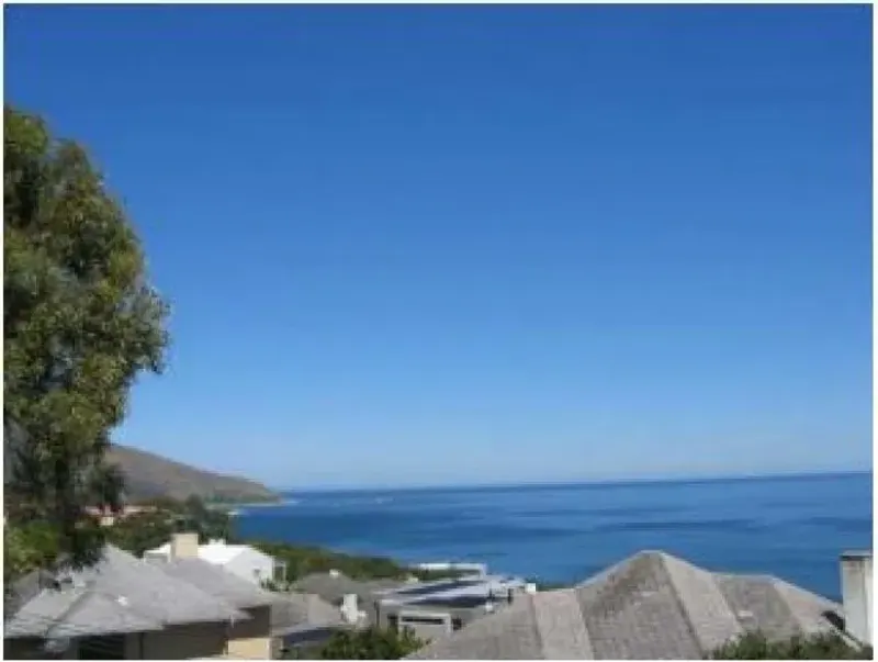 Villa Zara in Camps Bay – photo 11