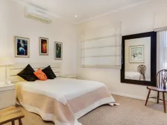 4 Ave Charmante in Bantry Bay – photo 14 thumbnail