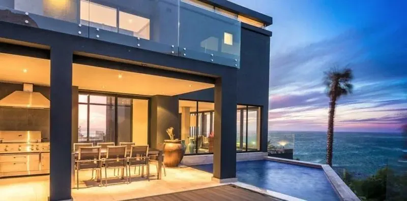 The Phoenix in Camps Bay – photo 3