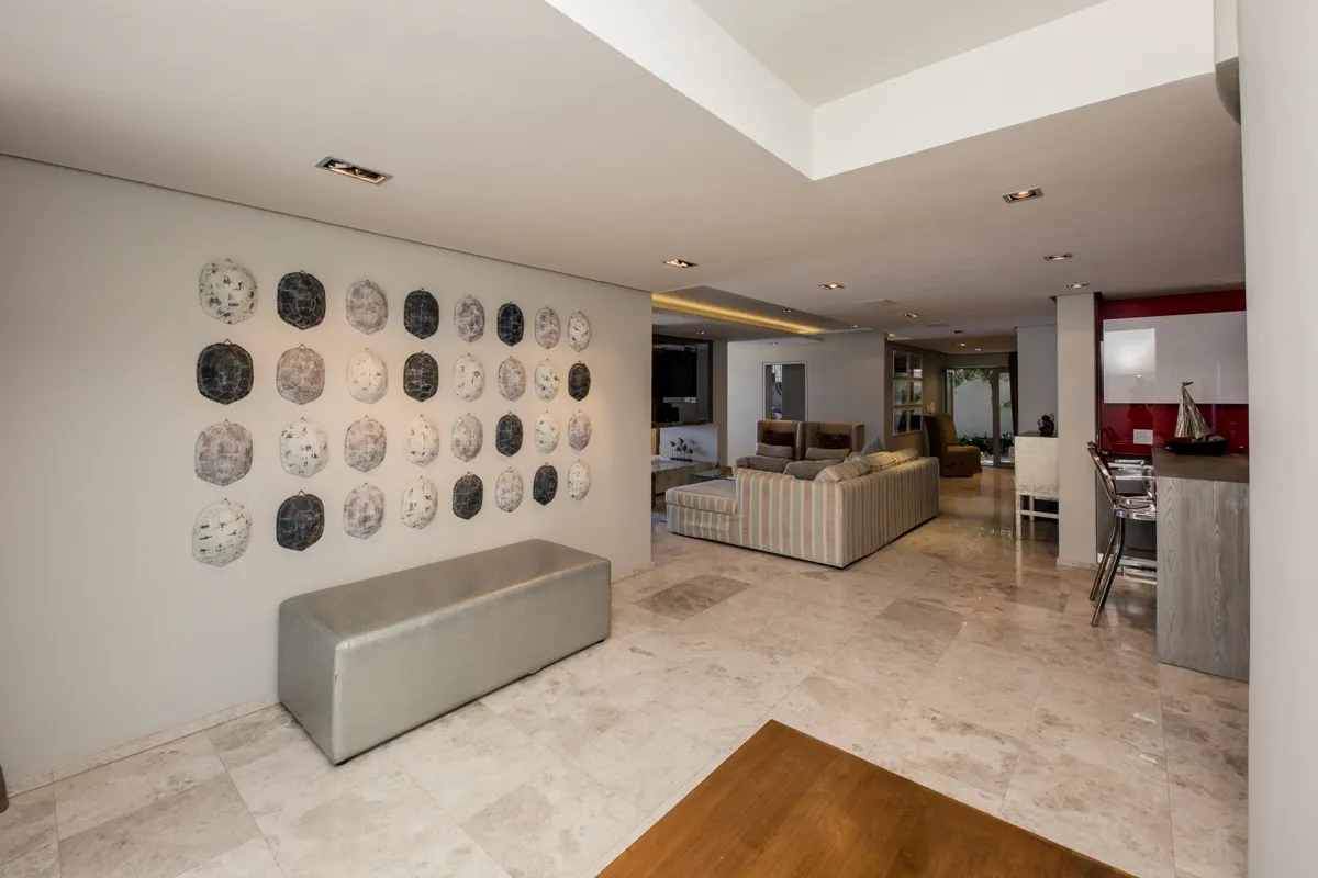 property_bf428f31-3a33-46a7-baef-ab0183fe3fad_29