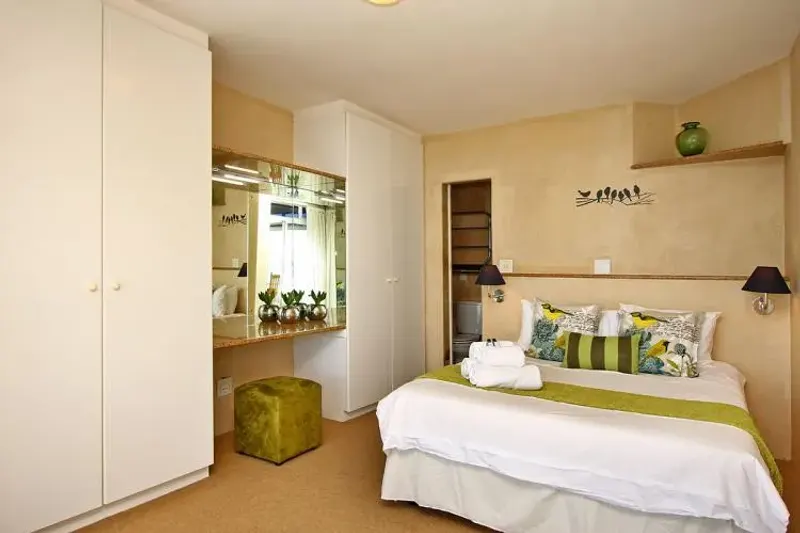 Leisure Bay 201 in Lagoon Beach – photo 5