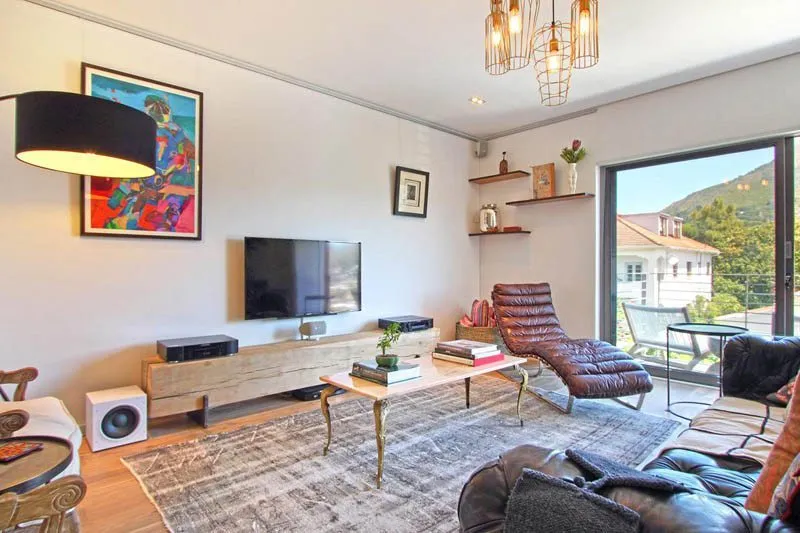 property_bfcaf8e9-0889-478c-afc1-3f3c54645eea_0