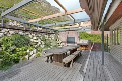 Southern Right Villa in Scarborough – photo 4 thumbnail