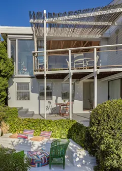 Bungalow Sands in Clifton – photo 18 thumbnail