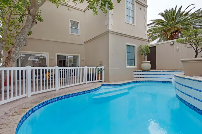 Beachy Villa in Camps Bay – photo 4