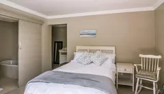 Constantia Villa in Constantia Heights – photo 17 thumbnail