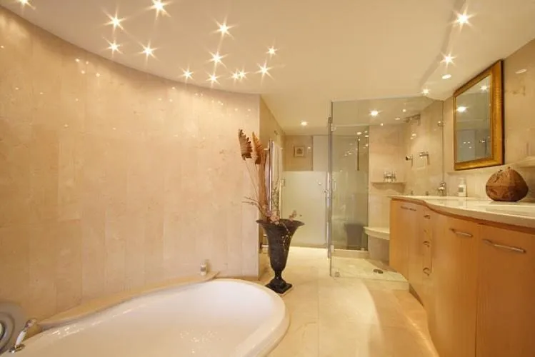 property_c0747170-6d29-4ac8-a848-12a304c43252_4