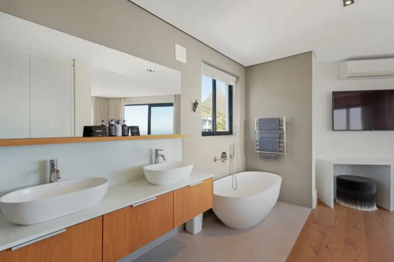 Alpha Penthouse in Green Point – photo 3