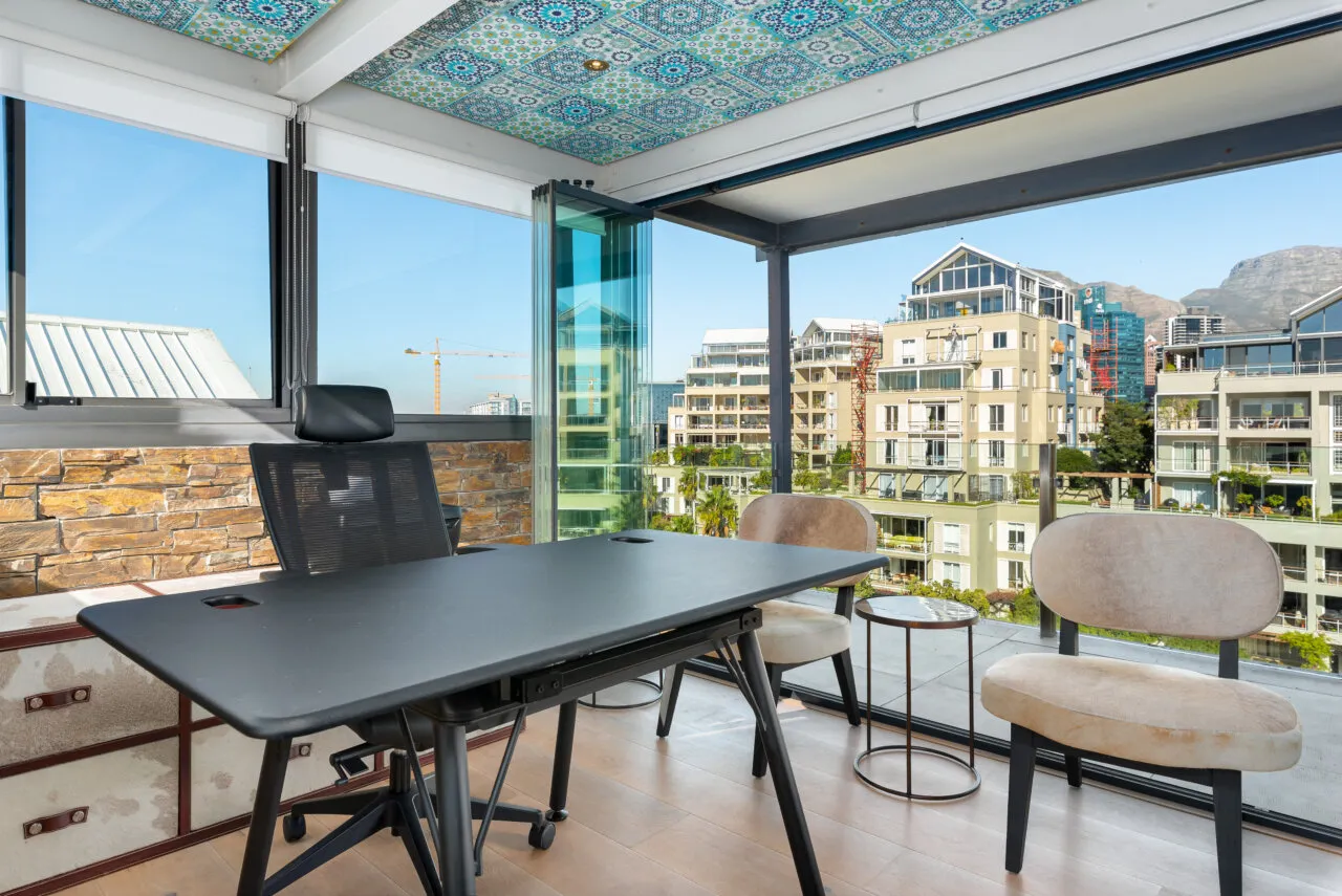 property_c0b8fc9b-bd05-4e6f-b959-3078bd372595_10