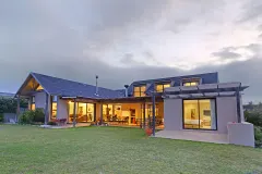 Northshore Lake Michelle in Noordhoek – photo 10 thumbnail