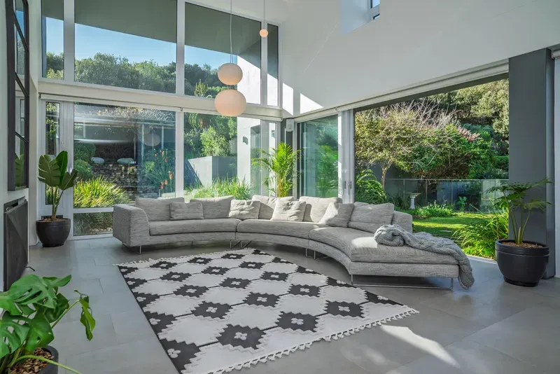 Village Lane in Noordhoek – photo 3