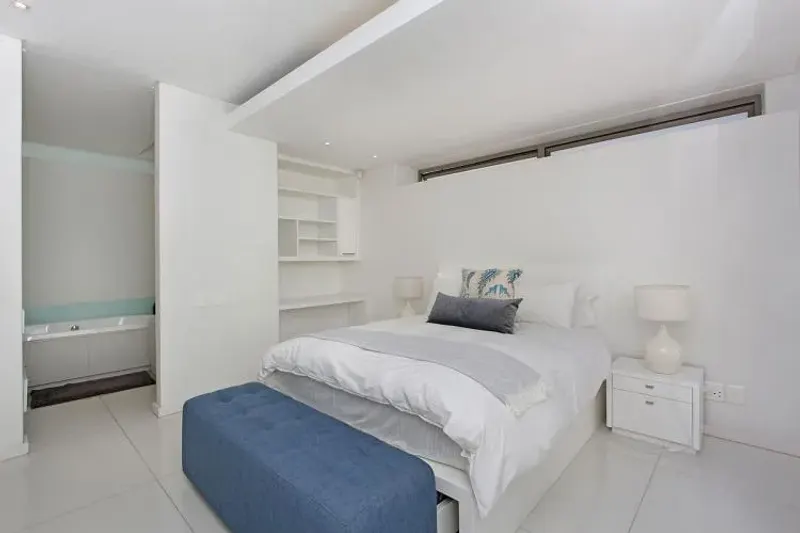 15 Views House in Camps Bay – photo 6