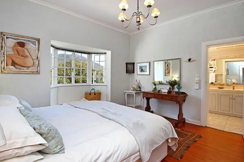 Hout Bay Darling Villa in Scott Estate – photo 8