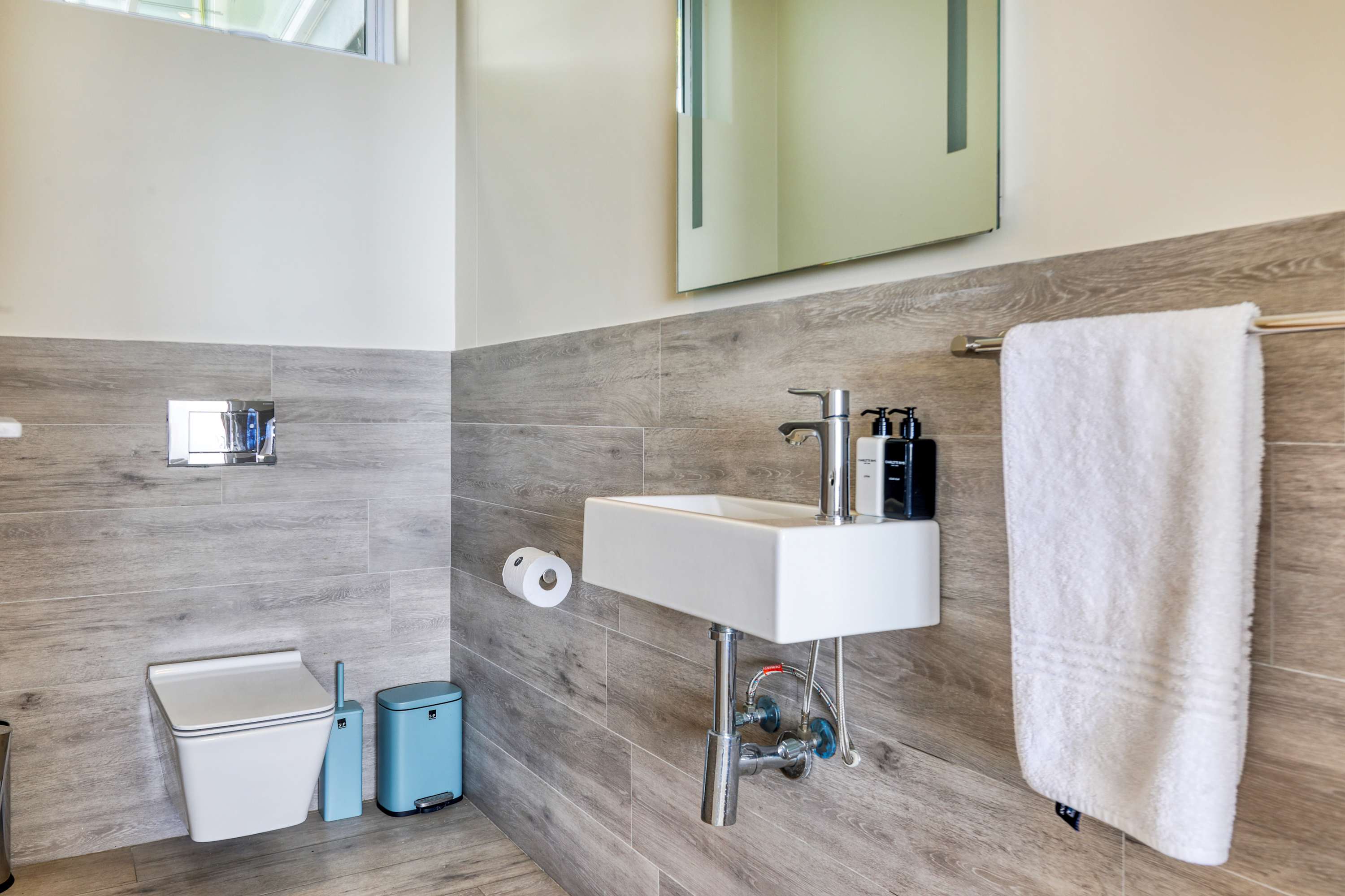 property_c250b63b-c93c-4b01-b9ac-58774c0f0c69_33