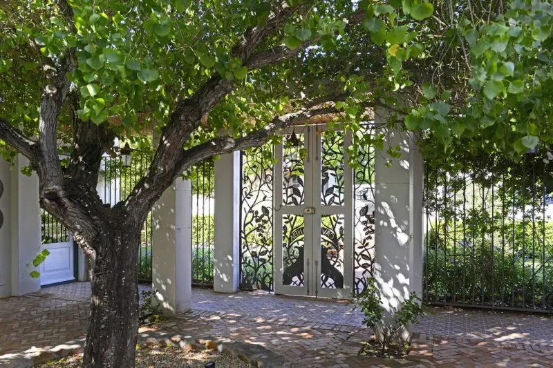 Sixteen Cab in Franschhoek – photo 5