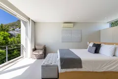 Aqua Penthouse in Camps Bay – photo 17 thumbnail