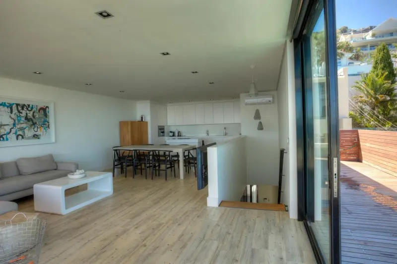 Arcadia Road Villa in Bantry Bay – photo 3