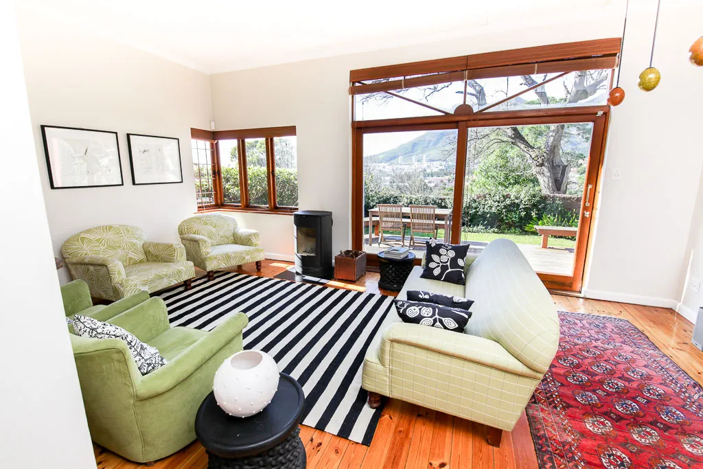 property_c2e591cc-cae4-4a2b-8bc7-2a43e9921a52_17