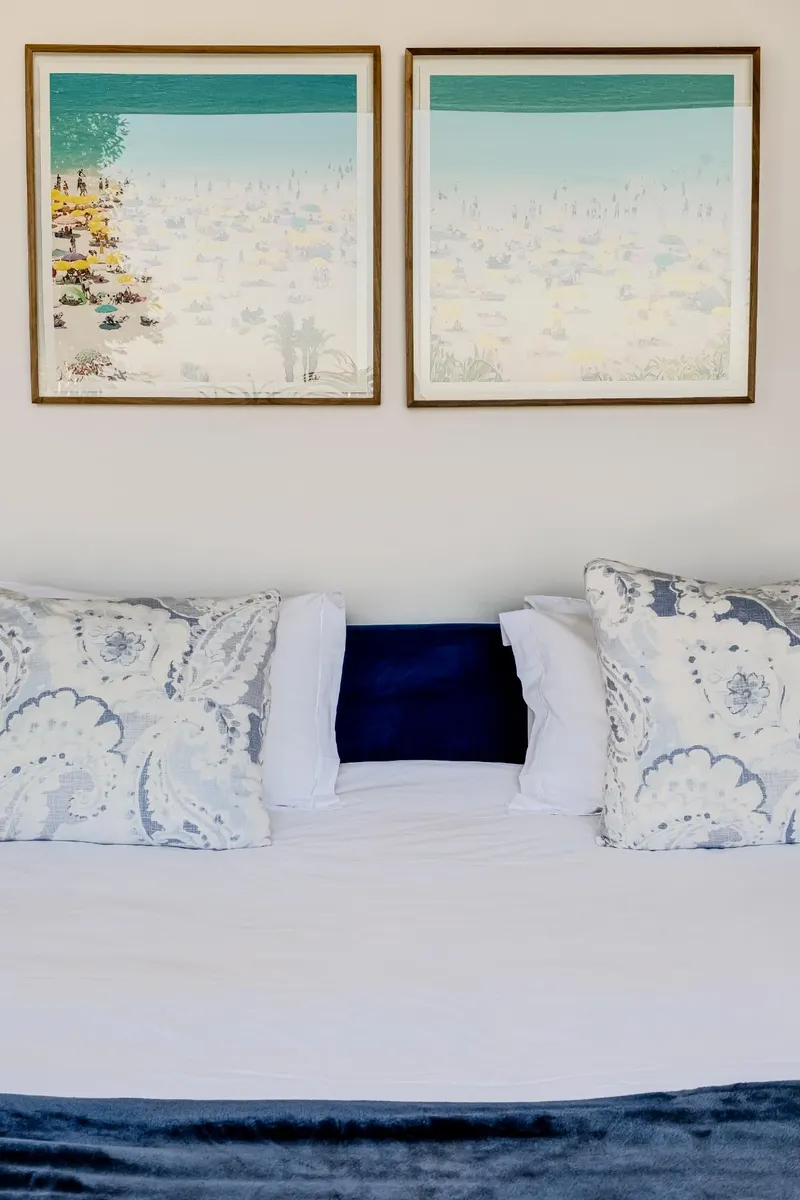 Coral Sea in camps bay – photo 22