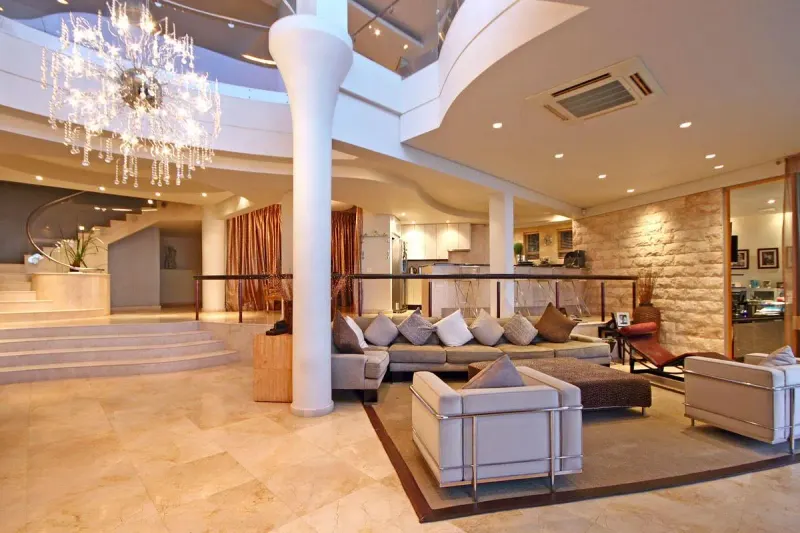 De Wet Grand in Fresnaye – photo 18